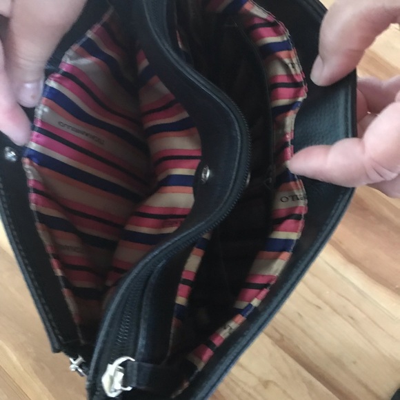 Tignanello handbag - Picture 7 of 8